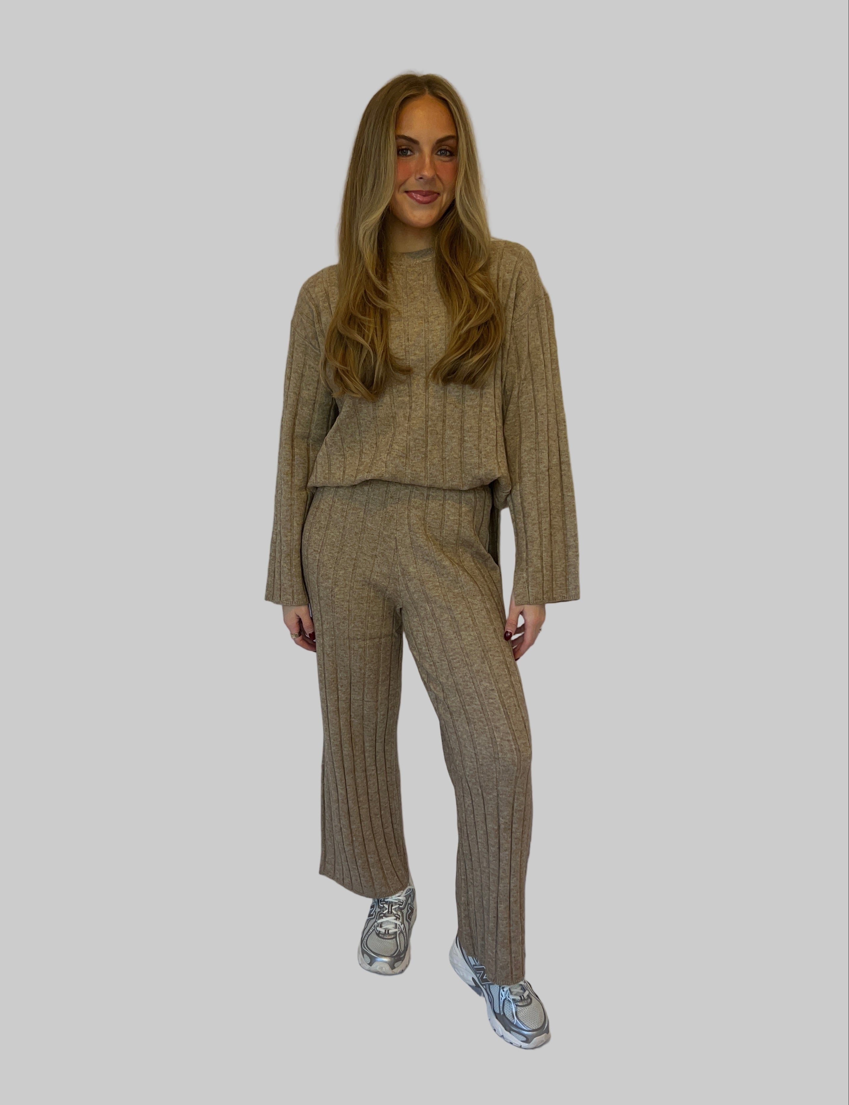 The Sunday Set - Pants